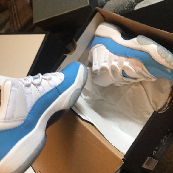 Jordan 11 - Picture 2 of 4